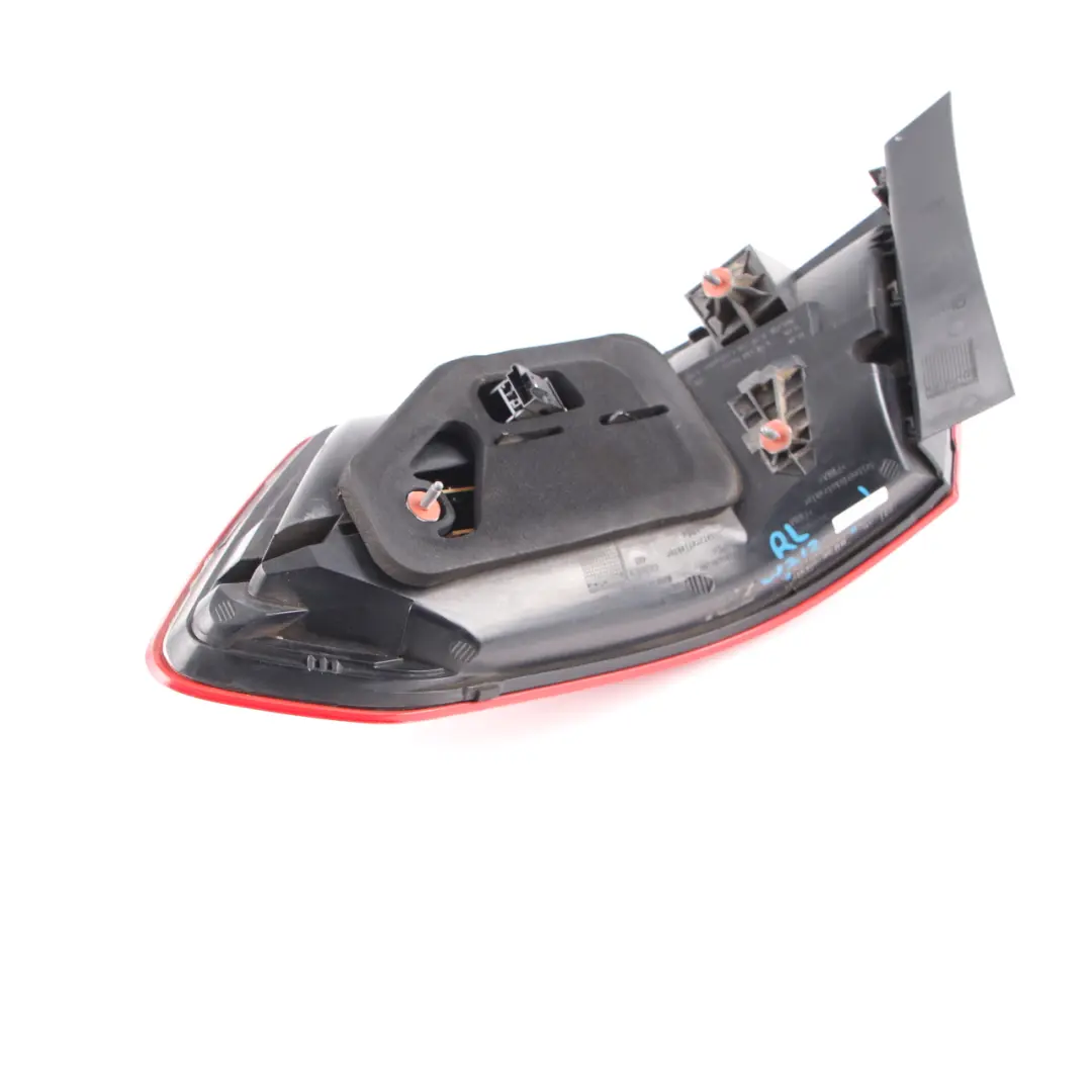 Luz Trasera Panel Lateral Izquierdo para Mercedes W212 Berlina con número de pieza A2129060558 Mercedes W212 Berlina Luz Trasera Panel Lateral Izquierdo - SKU A2129060558 - Número de pieza A2129060558