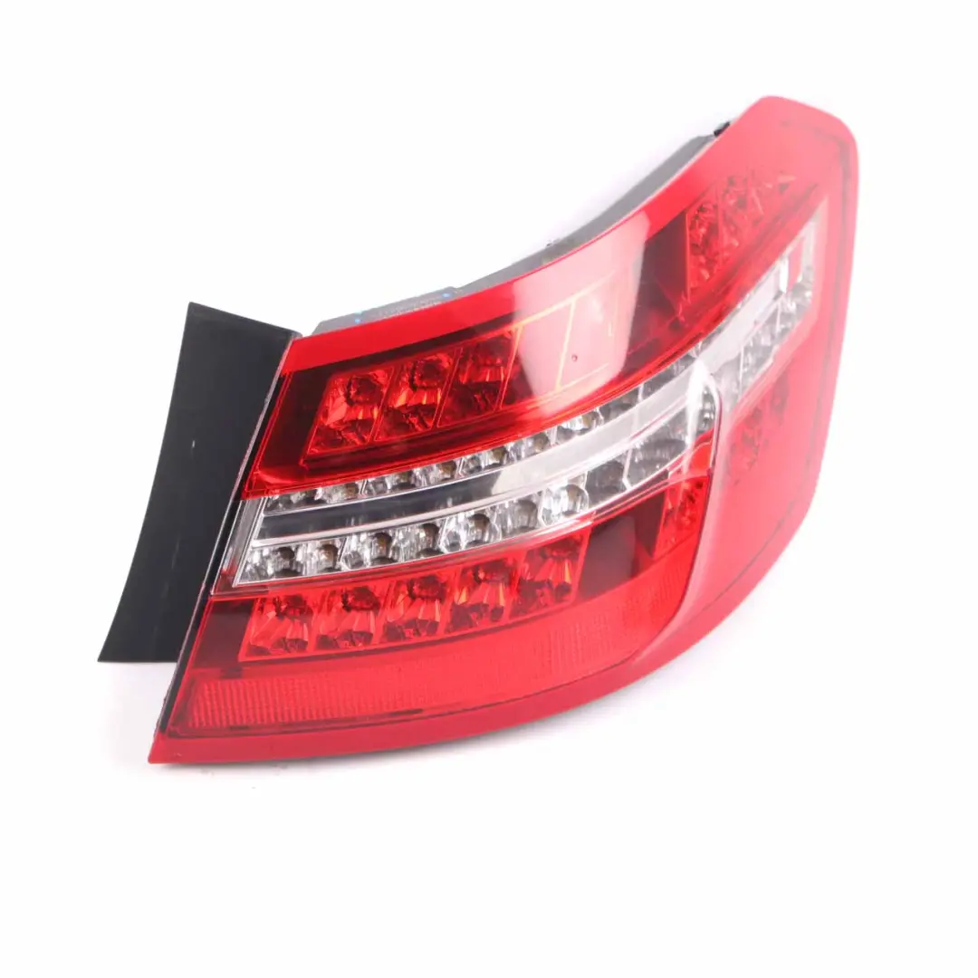 Mercedes W212 Lampa Prawa Tylna Prawy Tył - SKU A2129060658 - Numer Części A2129060658