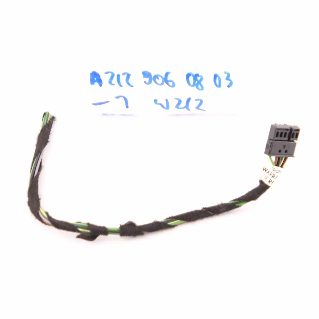 Lámpara Panel Lateral Trasera Derecha Enchufe Cableado para Mercedes W212 con número de pieza A2129060803 Mercedes W212 Lámpara Panel Lateral Trasera Derecha Enchufe Cableado - SKU A2129060803-1 - Número de pieza A2129060803