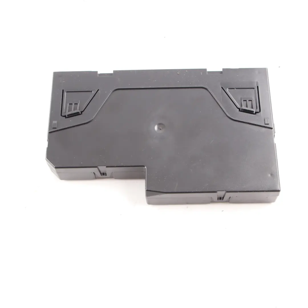 SAM Control Unit Module to Mercedes W212 S212 Estate Rear with Part number A2129060805 Mercedes W212 S212 Estate Rear SAM Control Unit Module - SKU A2129060805 - Part number A2129060805