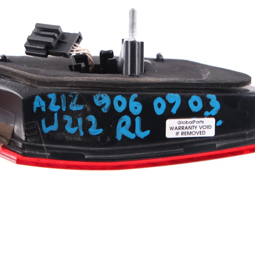 Luz de Tapa de Maletero Luz Trasera Izquierda para Mercedes W212 con número de pieza A2129060903 Mercedes W212 Luz de Tapa de Maletero Luz Trasera Izquierda - SKU A2129060903 - Número de pieza A2129060903