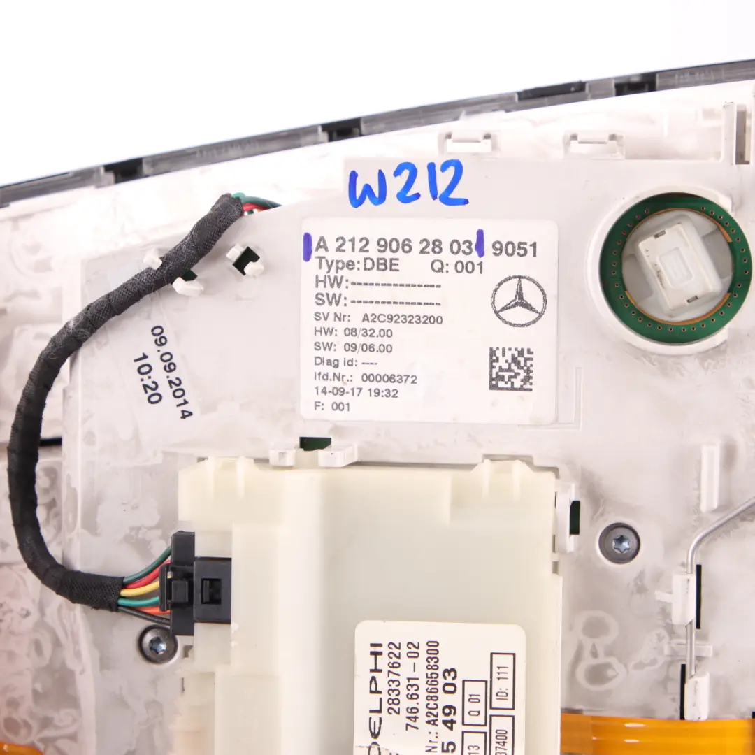 Mercedes W212 Luce del Tetto Interno Frontale Lampada di lettura Nero - SKU A2129062803 - Numero di parte A2129062803