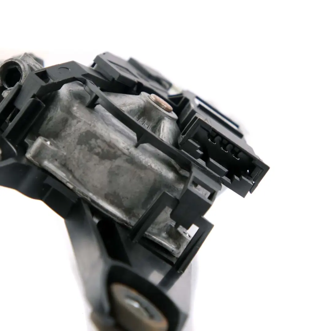 Wiper Motor Panel Window Tailgate to Mercedes W212 Rear with Part number A2129064402 Mercedes W212 Rear Wiper Motor Panel Window Tailgate - SKU A2129064402 - Part number A2129064402