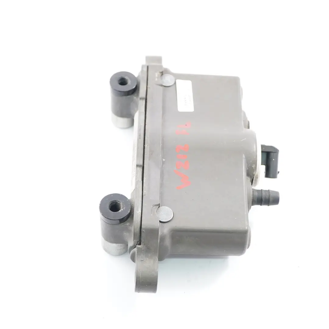  Module de capot Mercedes W204 W212 gauche Capot avant Unité protection piétons - SKU A2129066201-2 - Numéro de pièce A2129066201