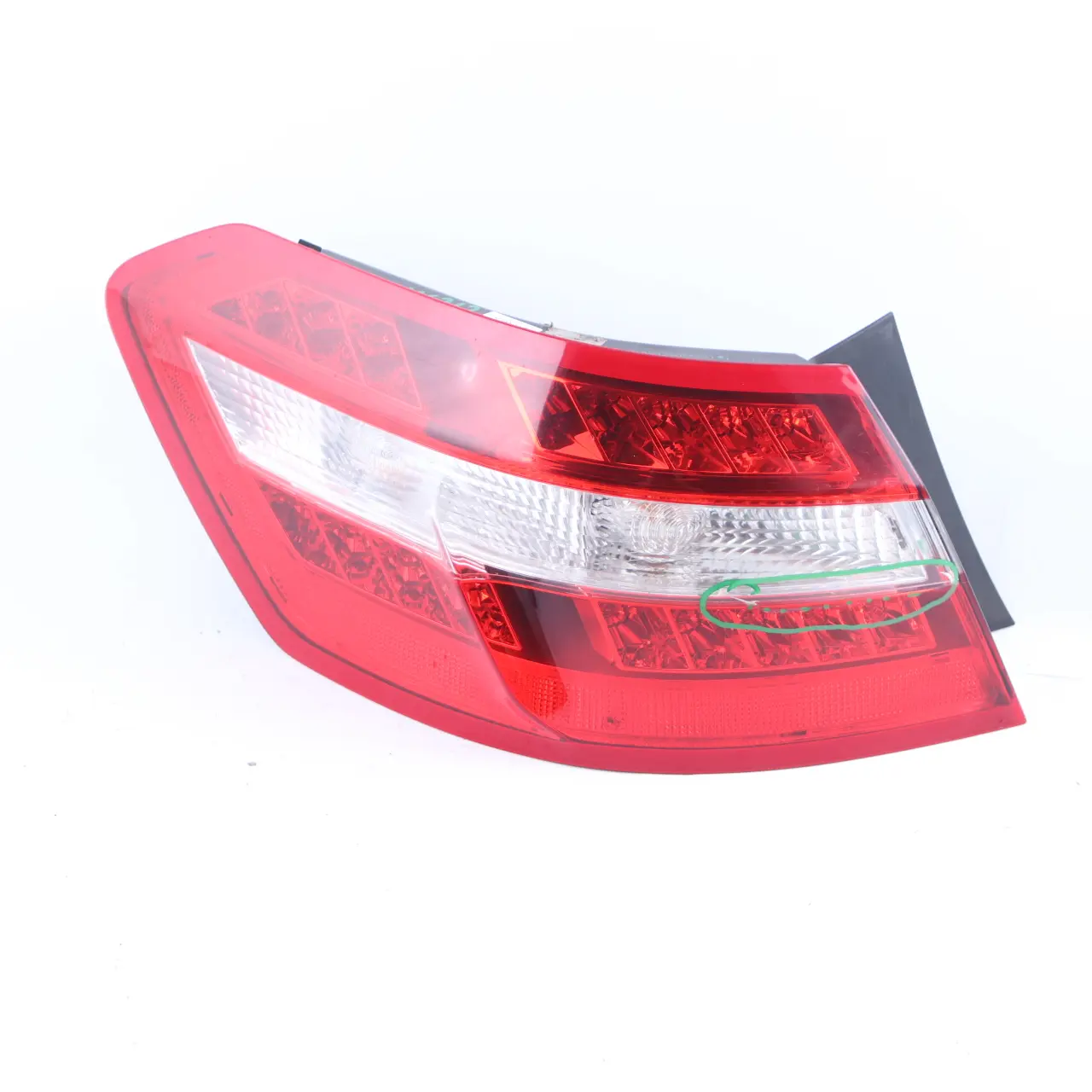 Mercedes W212 Zadné Svetlo Ľavé Sedan Bočný Panel A2129066601