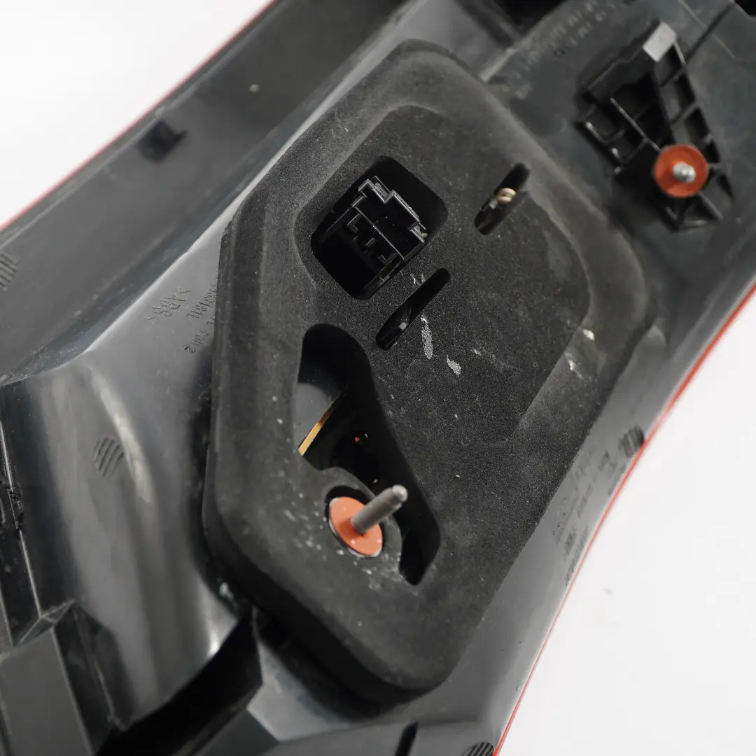  Piloto Trasero Mercedes W212 Berlina Izquierda Panel Lateral - SKU A2129066601 - Número de pieza A2129066601