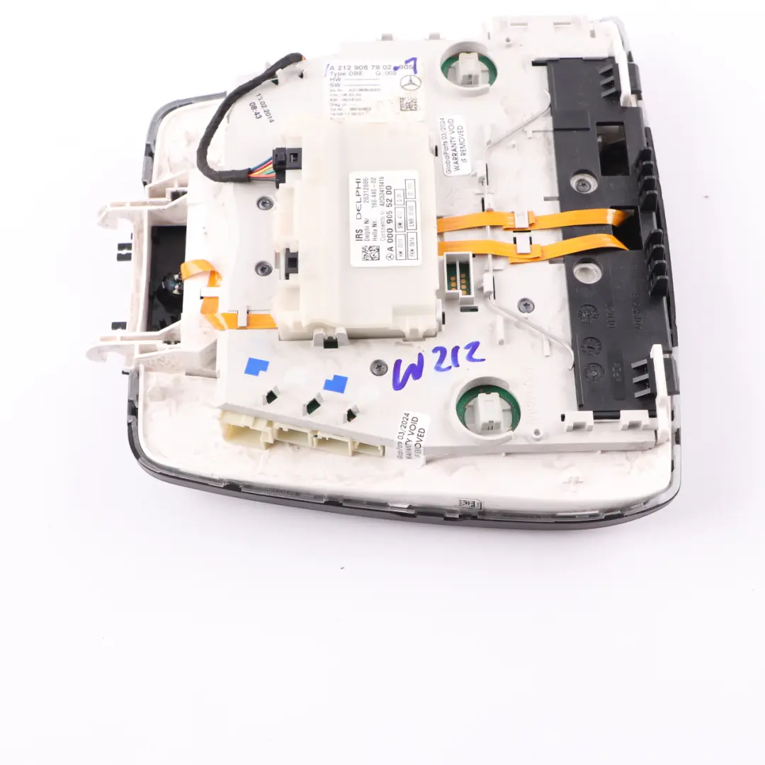 Mercedes W212 Panneau Commutation Intérieur Lampe Lecture Toit Noir - SKU A2129067902-1 - Numéro de pièce A2129067902