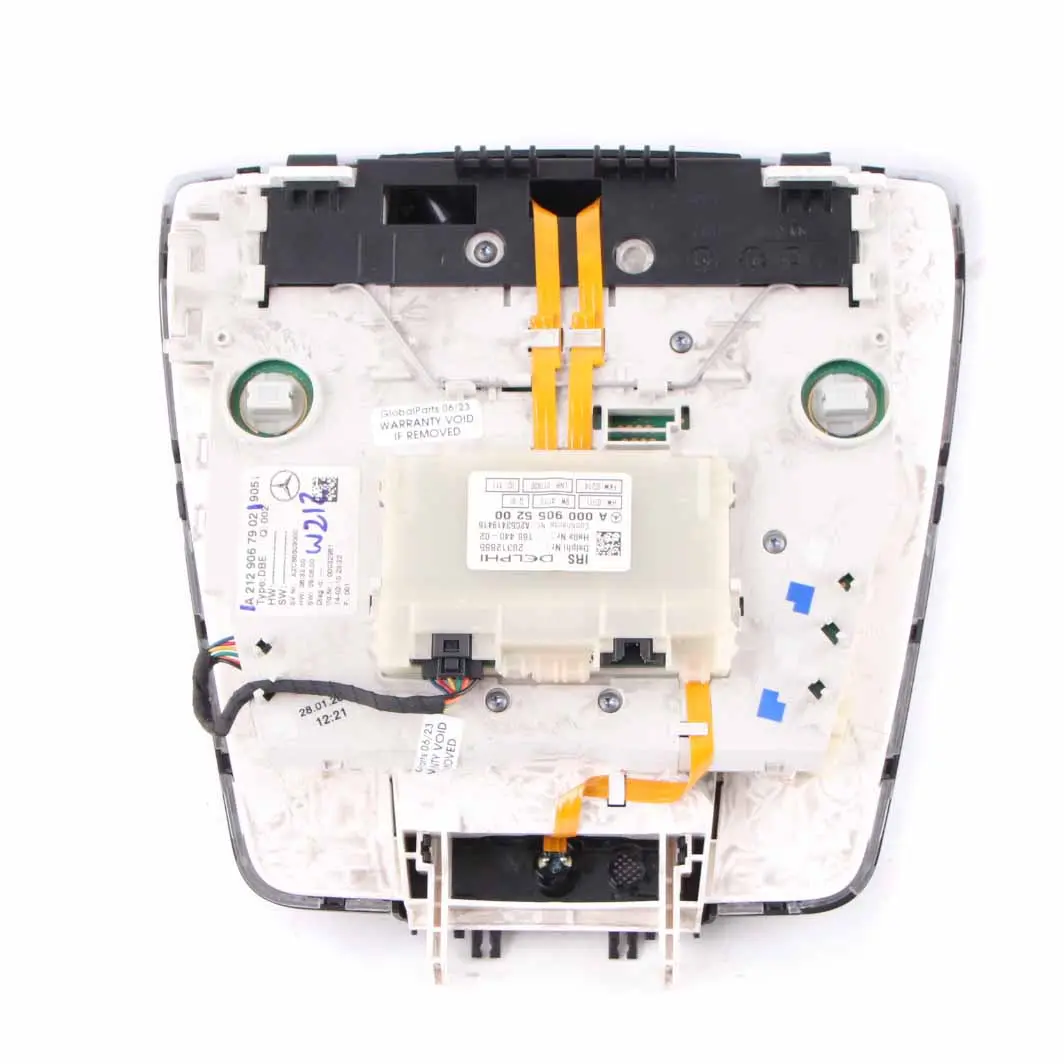 Mercedes W212 Lampka Podsufitki Oświetlenie Kabiny - SKU A2129067902 - Numer Części A2129067902