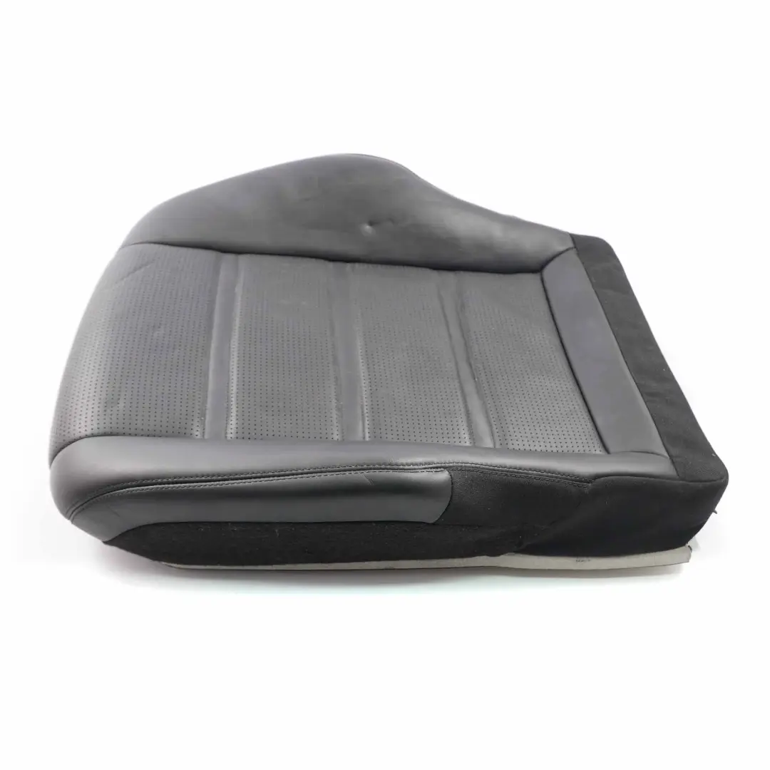 Coprisedile Anteriore Destro Rivestimento in Pelle Nero per Mercedes W212 con numero di parte A2129106213 Mercedes W212 Coprisedile Anteriore Destro Rivestimento in Pelle Nero - SKU A2129106213 - Numero di parte A2129106213