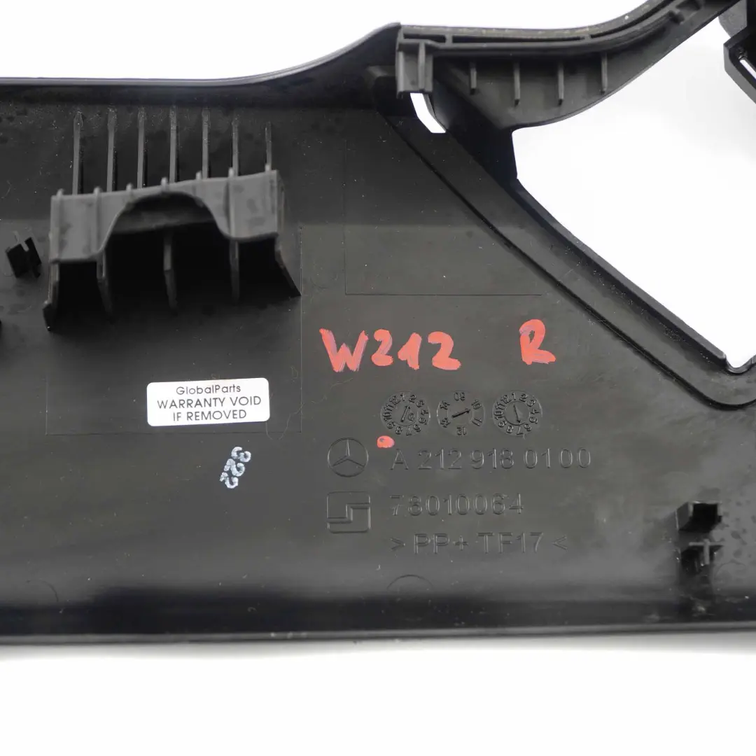 Asiento Delantero Derecho Panel Cubierta para Mercedes W212 con número de pieza A2129180100 Mercedes W212 Asiento Delantero Derecho Panel Cubierta - SKU A2129180100 - Número de pieza A2129180100