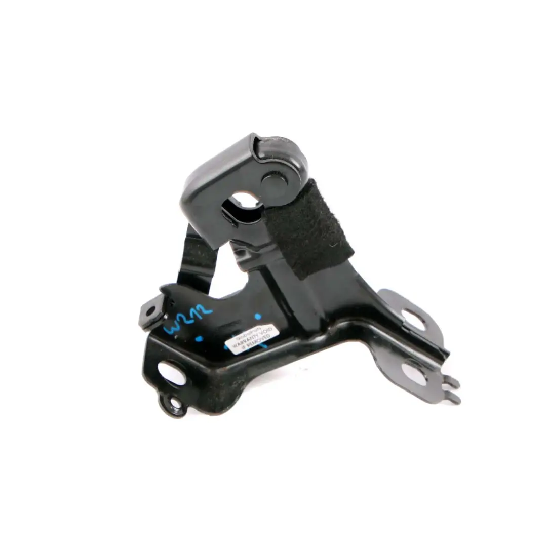 Soporte De Montaje Del Respaldo Trasero para Mercedes W212 con número de pieza A2129200124 Mercedes W212 Soporte De Montaje Del Respaldo Trasero - SKU A2129200124 - Número de pieza A2129200124