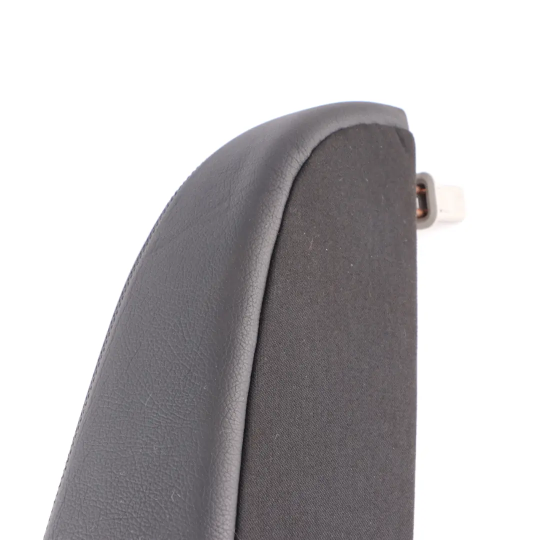 Pannello Laterale Sedile Posteriore Destro Nero Pelle per Mercedes W212 Berlina con numero di parte A2129202030 Mercedes W212 Berlina Pannello Laterale Sedile Posteriore Destro Nero Pelle - SKU A2129202030 - Numero di parte A2129202030