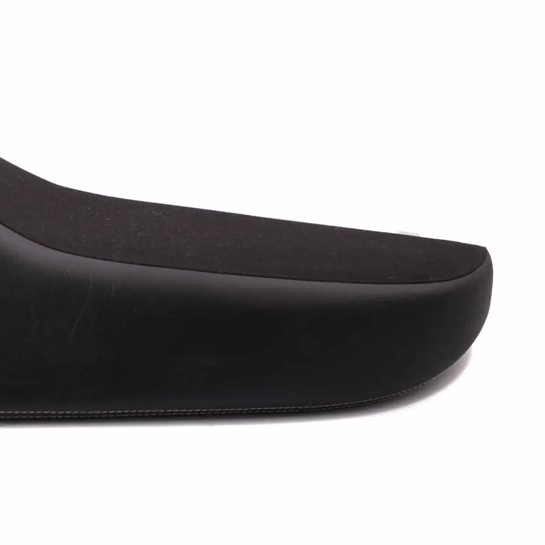  Panneau latéral Mercedes W212 Saloon Siège arrière gauche Finisher Cuir noir - SKU A2129209130 - Numéro de pièce A2129209130