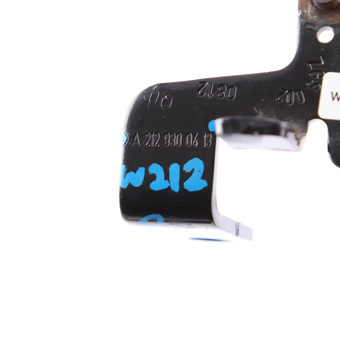 Bracket Bench Holder Carrier Rear Right O/S to Mercedes S212 Seat with Part number A2129300413 Mercedes S212 Seat Bracket Bench Holder Carrier Rear Right O/S - SKU A2129300413 - Part number A2129300413