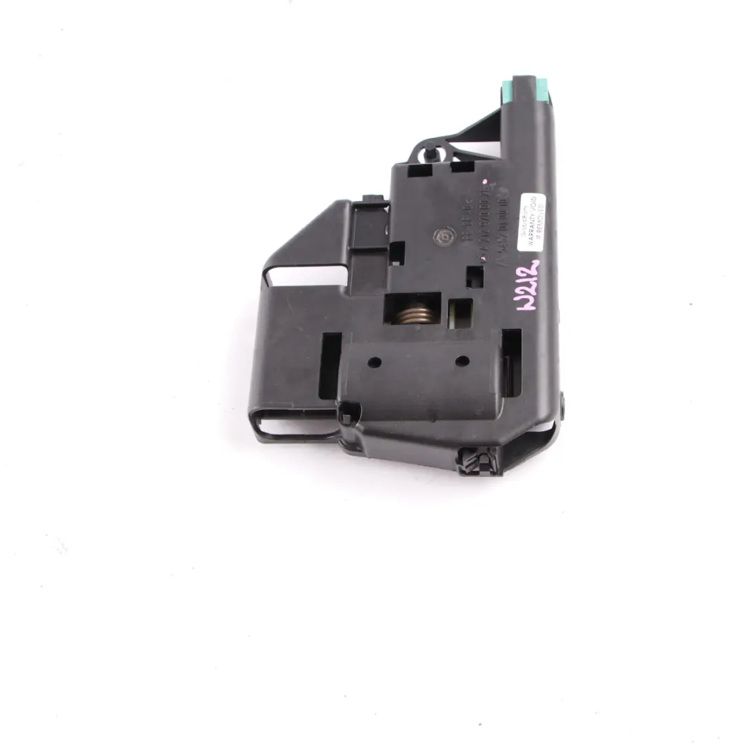 Attuatore Poggiatesta Pieghevole Sedili Posteriori per Mercedes W204 con numero di parte A2129700026 Mercedes W204 Attuatore Poggiatesta Pieghevole Sedili Posteriori - SKU A2129700026 - Numero di parte A2129700026