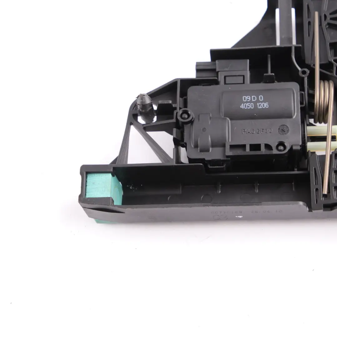 Attuatore Poggiatesta Pieghevole Sedili Posteriori Mercedes W204 - SKU A2129700026 - Numero di parte A2129700026