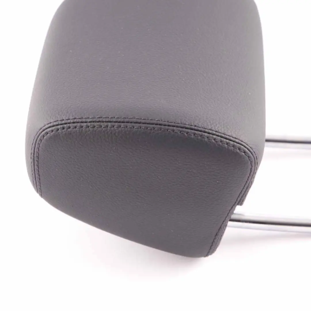 Poggiatesta Sedile Posteriore Sinistro Destro Finta Pelle Nero per Mercedes W212 con numero di parte A2129700650 Mercedes W212 Poggiatesta Sedile Posteriore Sinistro Destro Finta Pelle Nero - SKU A2129700650 - Numero di parte A2129700650