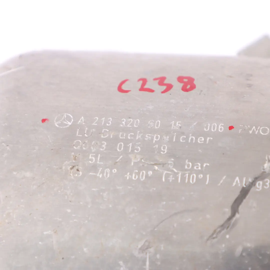 Système de suspension pneumatique Réservoir pression pour Mercedes C238 à propos du numéro de pièce A2133200015 Mercedes C238 Système de suspension pneumatique Réservoir pression - SKU A2133200015 - Numéro de pièce A2133200015