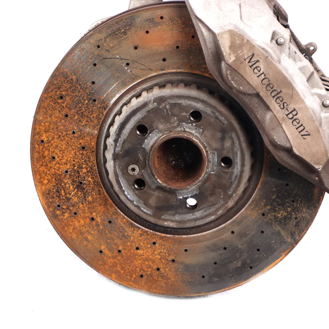 Mercedes W213 Roue Moyeu Roulement Disque Frein Sport Étrier Avant Gauche - SKU A2133324700-1 - Numéro de pièce A2133324700