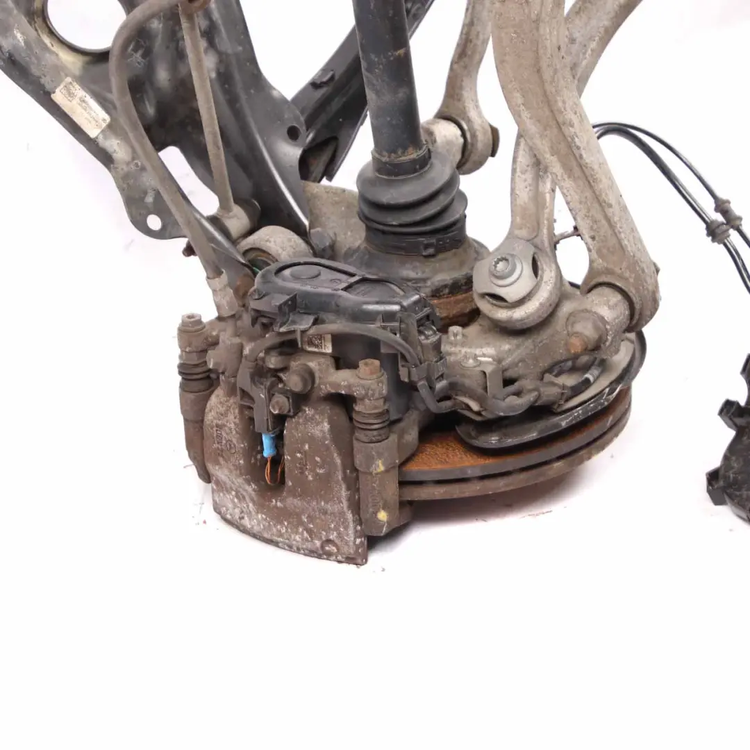 Right O/S Suspension Leg Brake Disc Wheel Hub to Mercedes W213 E 220 d Rear with Part number A2133503205 Mercedes W213 E 220 d Rear Right O/S Suspension Leg Brake Disc Wheel Hub - SKU A2133503205 - Part number A2133503205