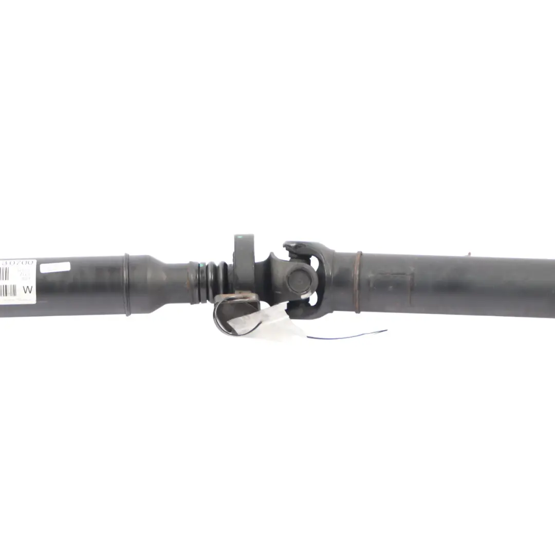 Albero trasmissione Propshaft OM654 manuale per Mercedes W213 con numero di parte A2134100700 Mercedes W213 Albero trasmissione Propshaft OM654 manuale - SKU A2134100700 - Numero di parte A2134100700