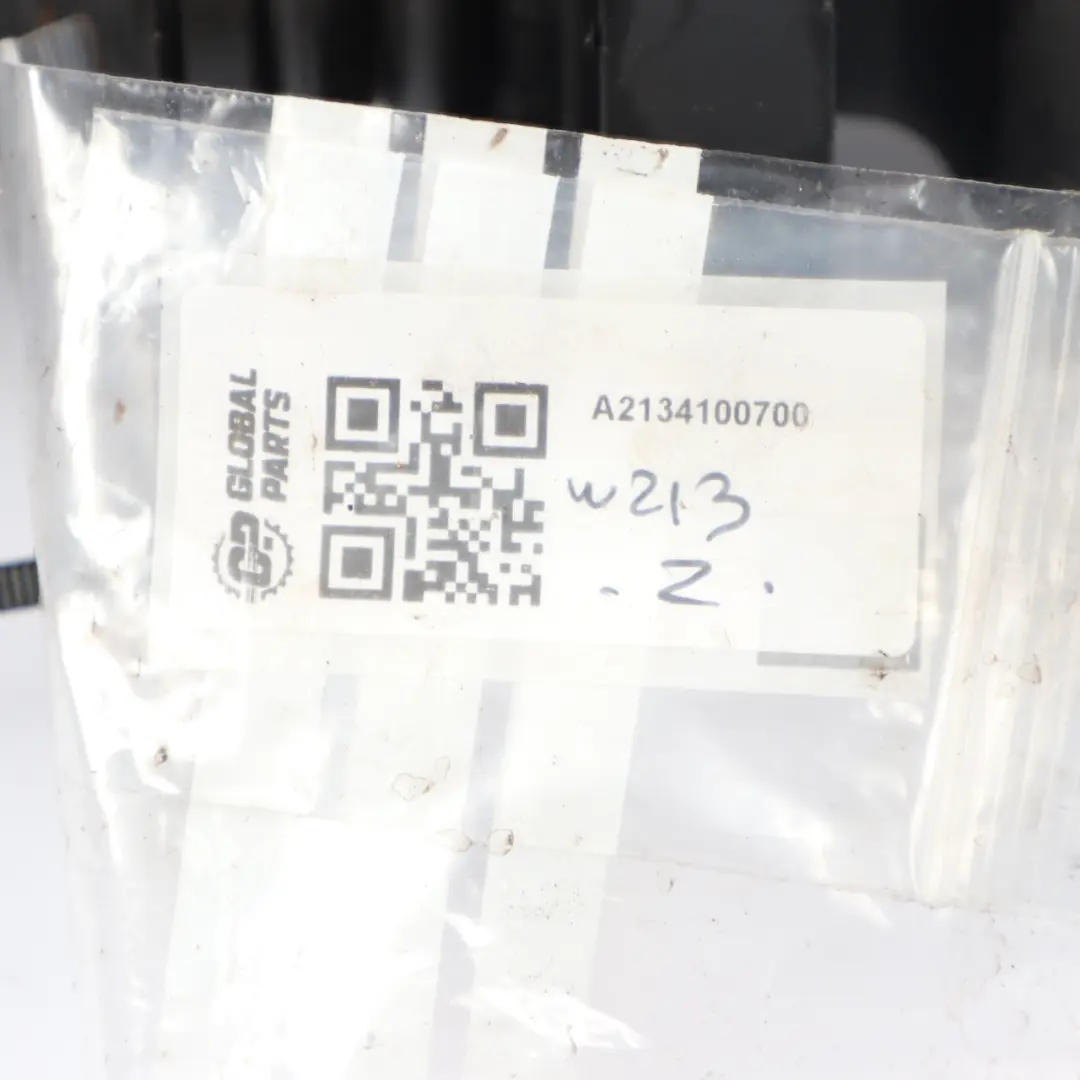 Propshaft Eje transmisión OM654 Transmisión Manual para Mercedes W213 con número de pieza A2134100700 Mercedes W213 Propshaft Eje transmisión OM654 Transmisión Manual - SKU A2134100700 - Número de pieza A2134100700