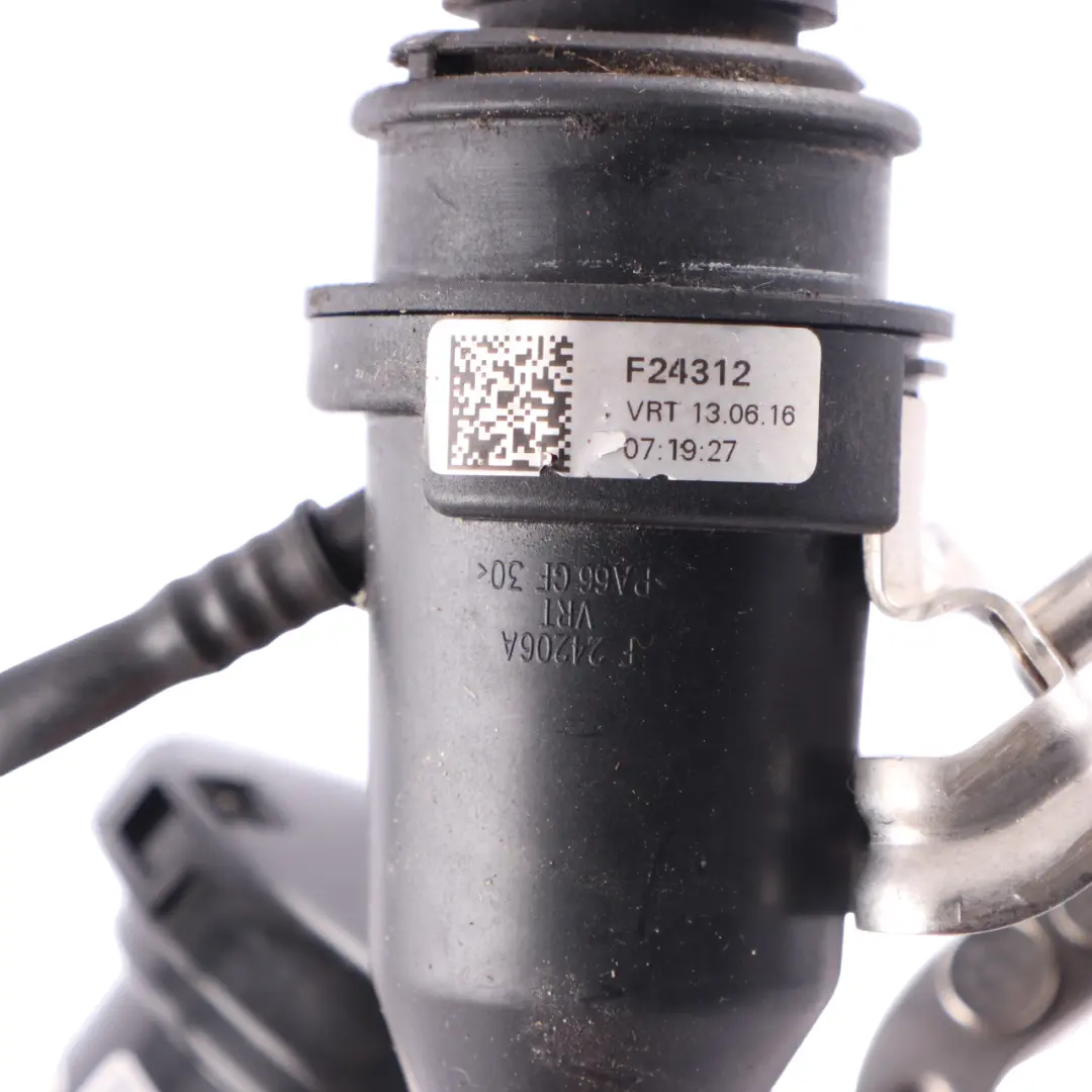 Adblue Serbatoio Collo Riempiment Plastica Tubo per Mercedes W213 Diesel con numero di parte A2134700200 Mercedes W213 Diesel Adblue Serbatoio Collo Riempiment Plastica Tubo - SKU A2134700200 - Numero di parte A2134700200