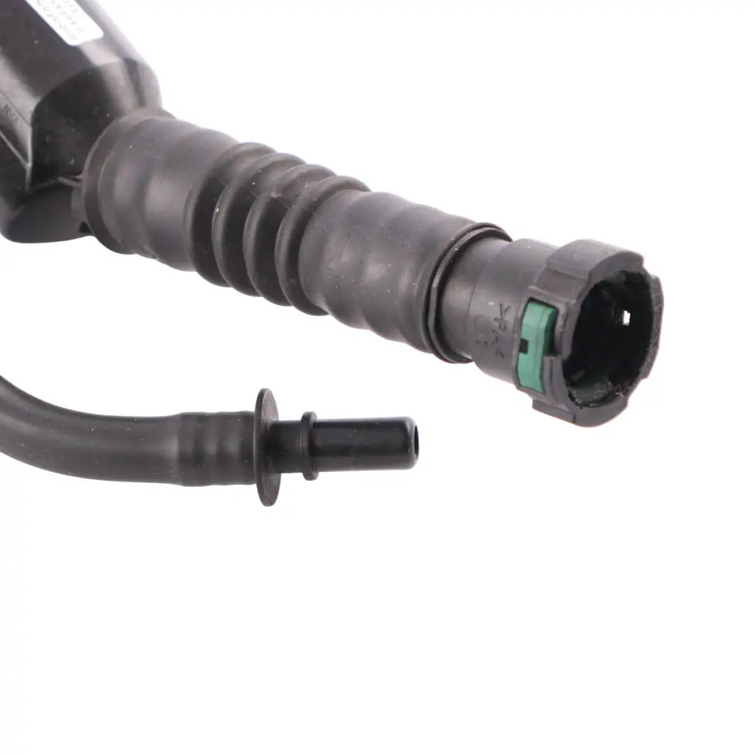 Mercedes W213 Diesel Adblue Tank Einfüll Stutzen Kunststoff Schlauch - SKU A2134700200 - Teilenummer A2134700200