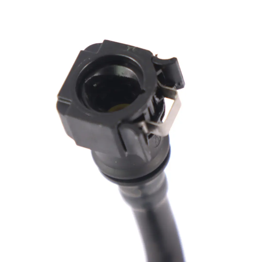 Mercedes W213 M256 Ligne de la soupape de purge du système reniflard à carburant - SKU A2134710500 - Numéro de pièce A2134710500