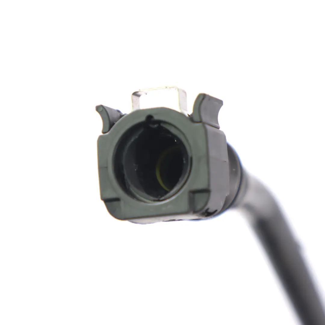 Mercedes W213 M256 Ligne de la soupape de purge du système reniflard à carburant - SKU A2134710500 - Numéro de pièce A2134710500