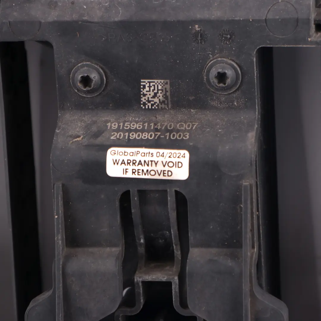 Intake Shutter Mercedes W213 C238 C257 Front Grill Control to Air with Part number A2135002300 Air Intake Shutter Mercedes W213 C238 C257 Front Grill Control - SKU A2135002300 - Part number A2135002300