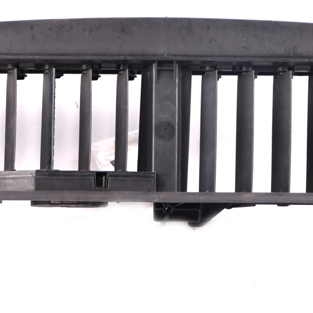 Air Intake Panel Mercedes W213 C238 C257 Guide Duct Grille - SKU A2135002900 - Part number A2135002900
