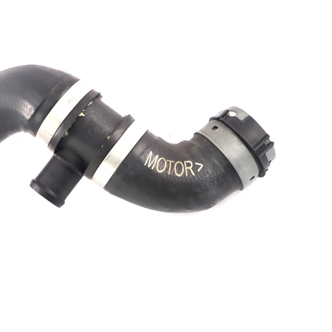 Kühlmittelleitung Mercedes W213 AMG Kühler links Schlauch zum Motor für mit Teilenummer A2135007100 Kühlmittelleitung Mercedes W213 AMG Kühler links Schlauch zum Motor - SKU A2135007100 - Teilenummer A2135007100