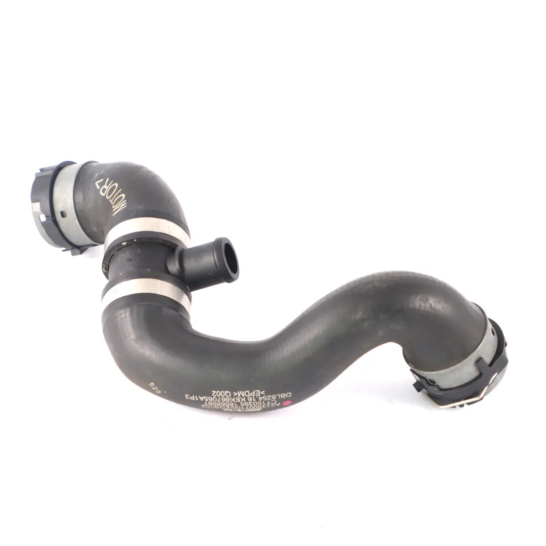 Ligne refroidissement Mercedes W213 AMG Tuyau gauche radiateur vers le moteur pour à propos du numéro de pièce A2135007100 Ligne refroidissement Mercedes W213 AMG Tuyau gauche radiateur vers le moteur - SKU A2135007100 - Numéro de pièce A2135007100