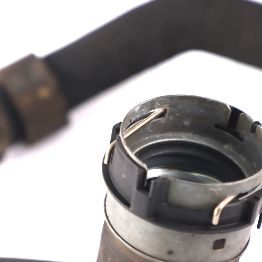 Tuyau de refroidissement Mercedes C238 M256 Tuyau d'eau du radiateur droit pour à propos du numéro de pièce A2135007200 Tuyau de refroidissement Mercedes C238 M256 Tuyau d'eau du radiateur droit - SKU A2135007200 - Numéro de pièce A2135007200