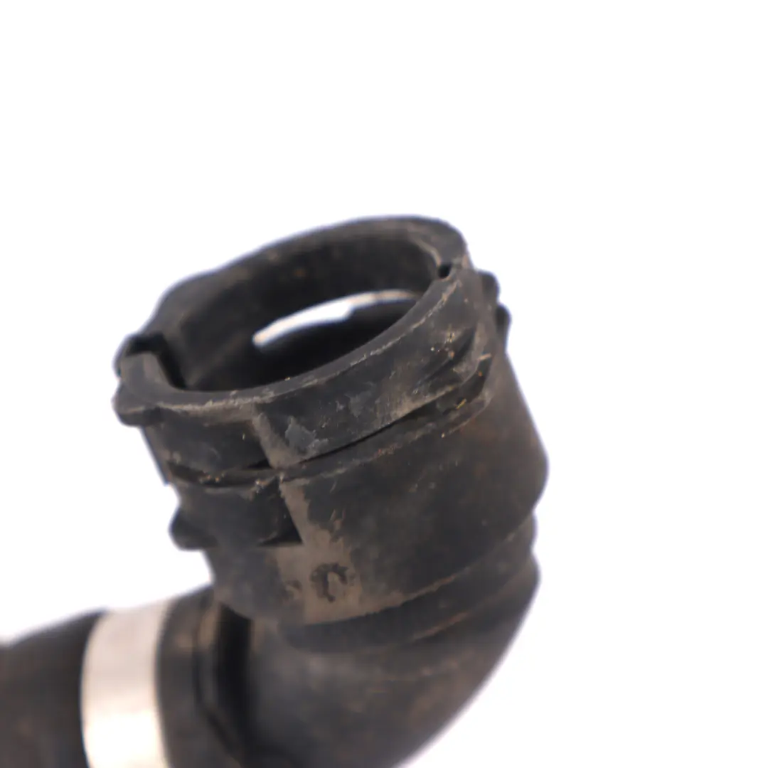  Tuyau de refroidissement Mercedes C238 M256 Tuyau d'eau du radiateur droit - SKU A2135007200 - Numéro de pièce A2135007200