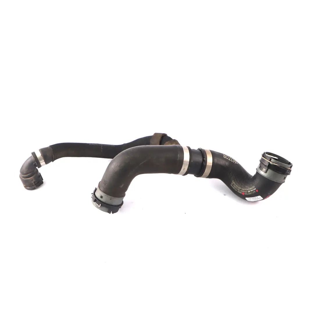  Tuyau de refroidissement Mercedes C238 M256 Tuyau d'eau du radiateur droit - SKU A2135007200 - Numéro de pièce A2135007200
