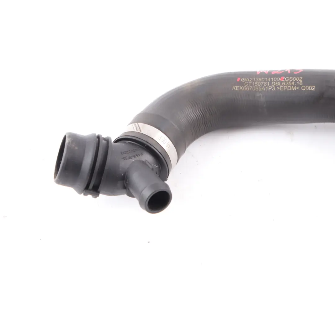 Manguera agua Mercedes W213 S213 Radiador Refrigeración refrigerante para con número de pieza A2135014100 Manguera agua Mercedes W213 S213 Radiador Refrigeración refrigerante - SKU A2135014100 - Número de pieza A2135014100