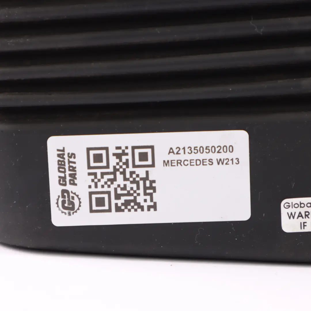 M656 Canale di ingresso dell'aria Tubo di aspirazione per Mercedes W213 Diesel con numero di parte A2135050200 Mercedes W213 Diesel M656 Canale di ingresso dell'aria Tubo di aspirazione - SKU A2135050200 - Numero di parte A2135050200