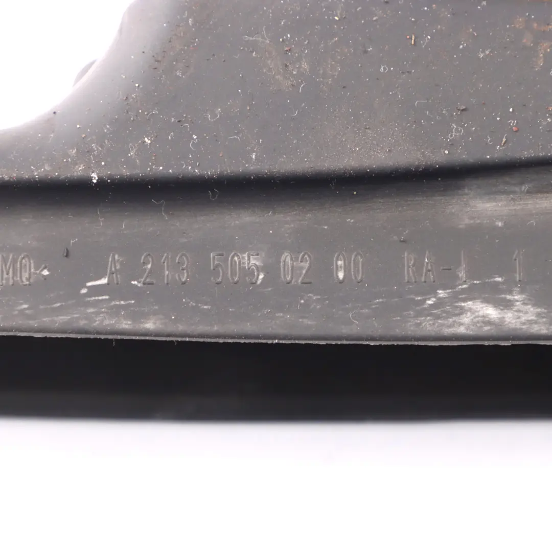 M656 Canale di ingresso dell'aria Tubo di aspirazione per Mercedes W213 Diesel con numero di parte A2135050200 Mercedes W213 Diesel M656 Canale di ingresso dell'aria Tubo di aspirazione - SKU A2135050200 - Numero di parte A2135050200