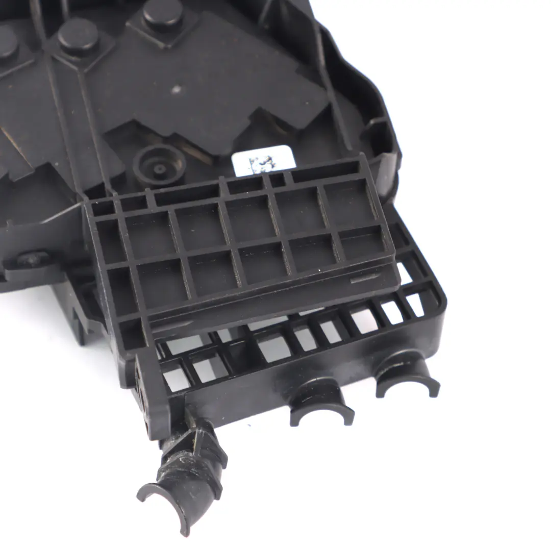 Fue Box Socket Mercedes C238 Engine Power Cables Distributor to with Part number A2135401518 Fue Box Socket Mercedes C238 Engine Power Cables Distributor - SKU rhd-A2135401518 - Part number A2135401518