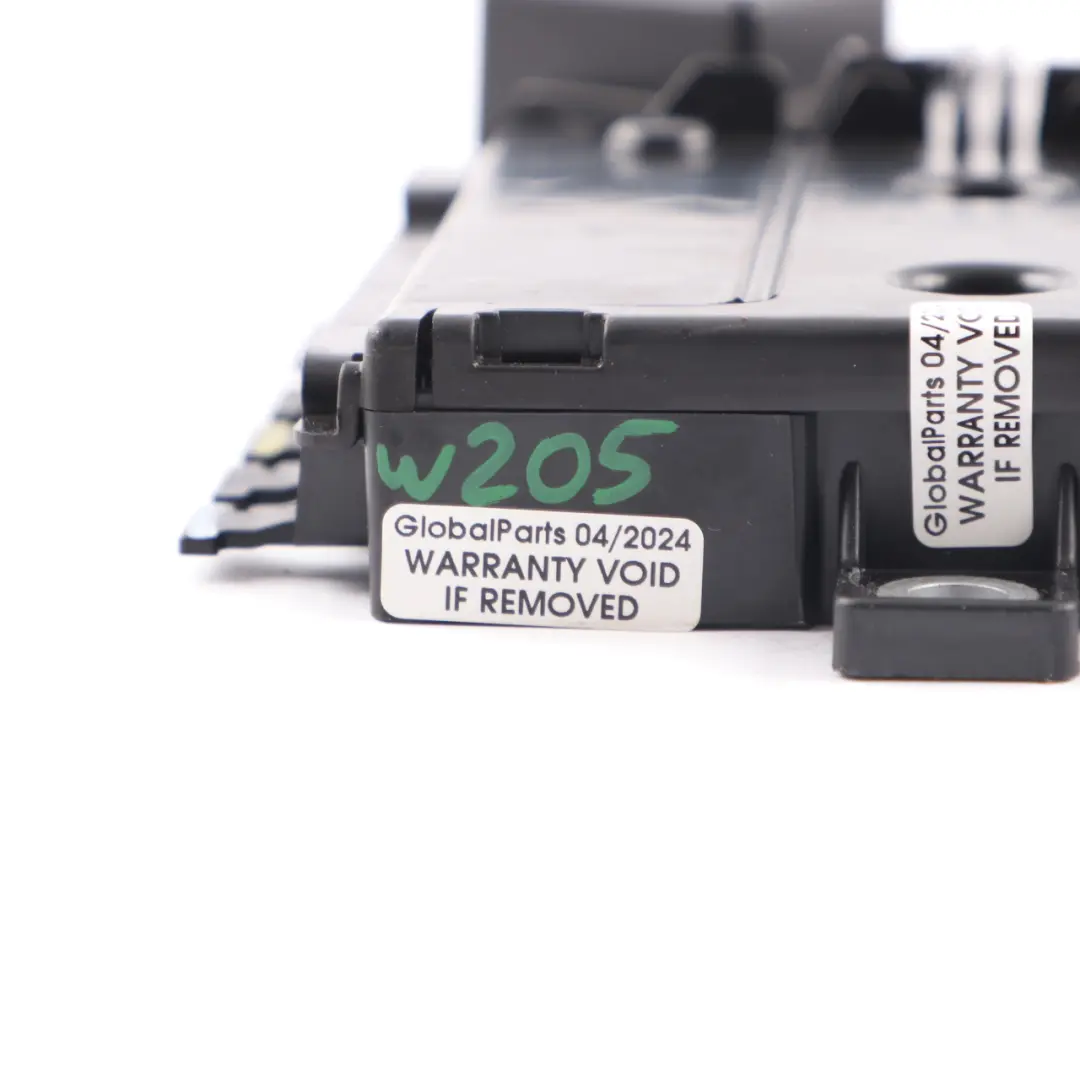 Mercedes W205 Equipaggiamento interno Scatola dei fusibili Modulo di controllo - SKU A2135406100 - Numero di parte A2135406100