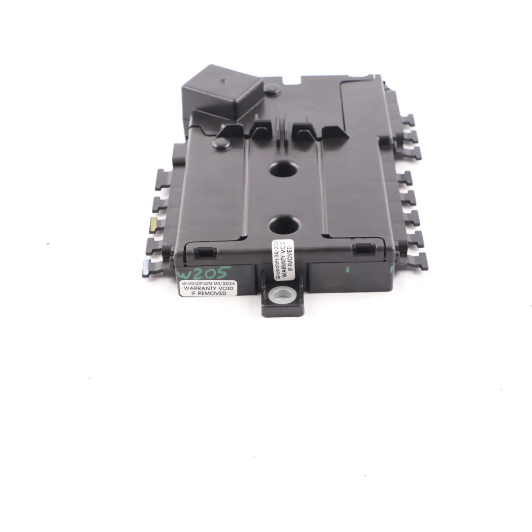 Equipaggiamento interno Scatola dei fusibili Modulo di controllo per Mercedes W205 con numero di parte A2135406100 Mercedes W205 Equipaggiamento interno Scatola dei fusibili Modulo di controllo - SKU A2135406100 - Numero di parte A2135406100