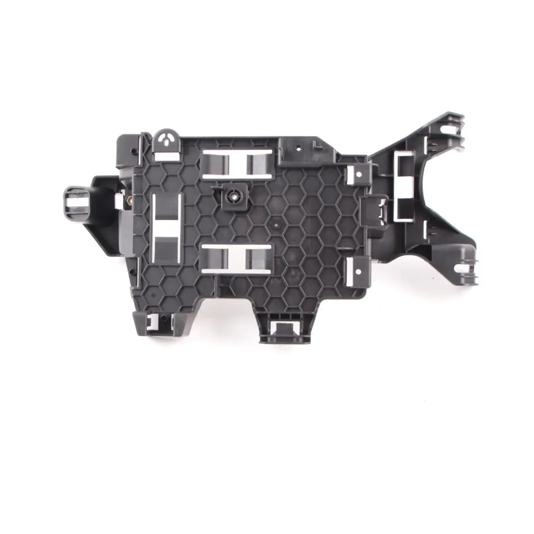 Support Module Commande Calculateur pour Mercedes W213 à propos du numéro de pièce A2135451140 Mercedes W213 Support Module Commande Calculateur - SKU A2135451140 - Numéro de pièce A2135451140