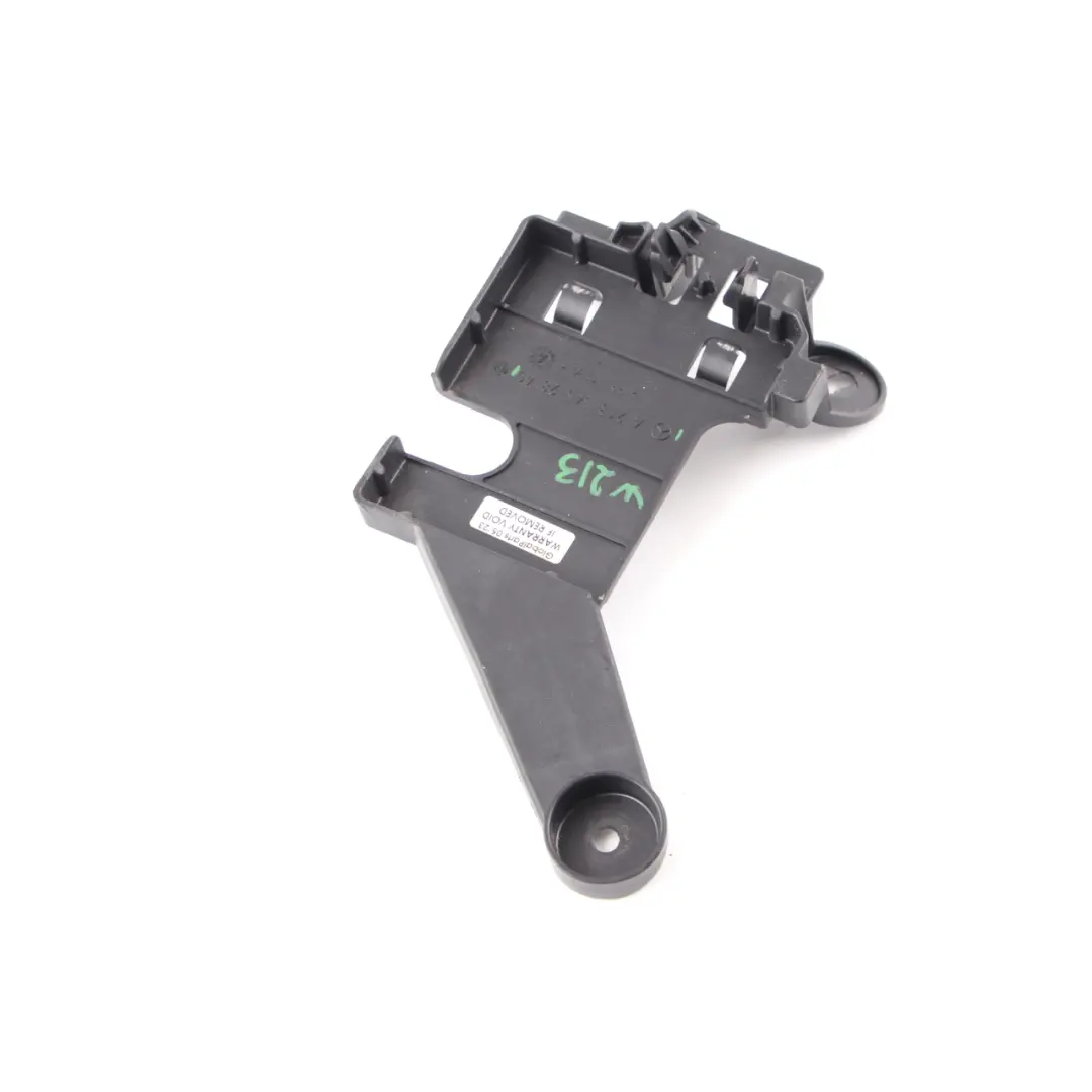 Uchwyt Mocowanie Sterownika do Mercedes W213 o numerze A2135452840 Mercedes W213 Uchwyt Mocowanie Sterownika - SKU A2135452840 - Numer Części A2135452840