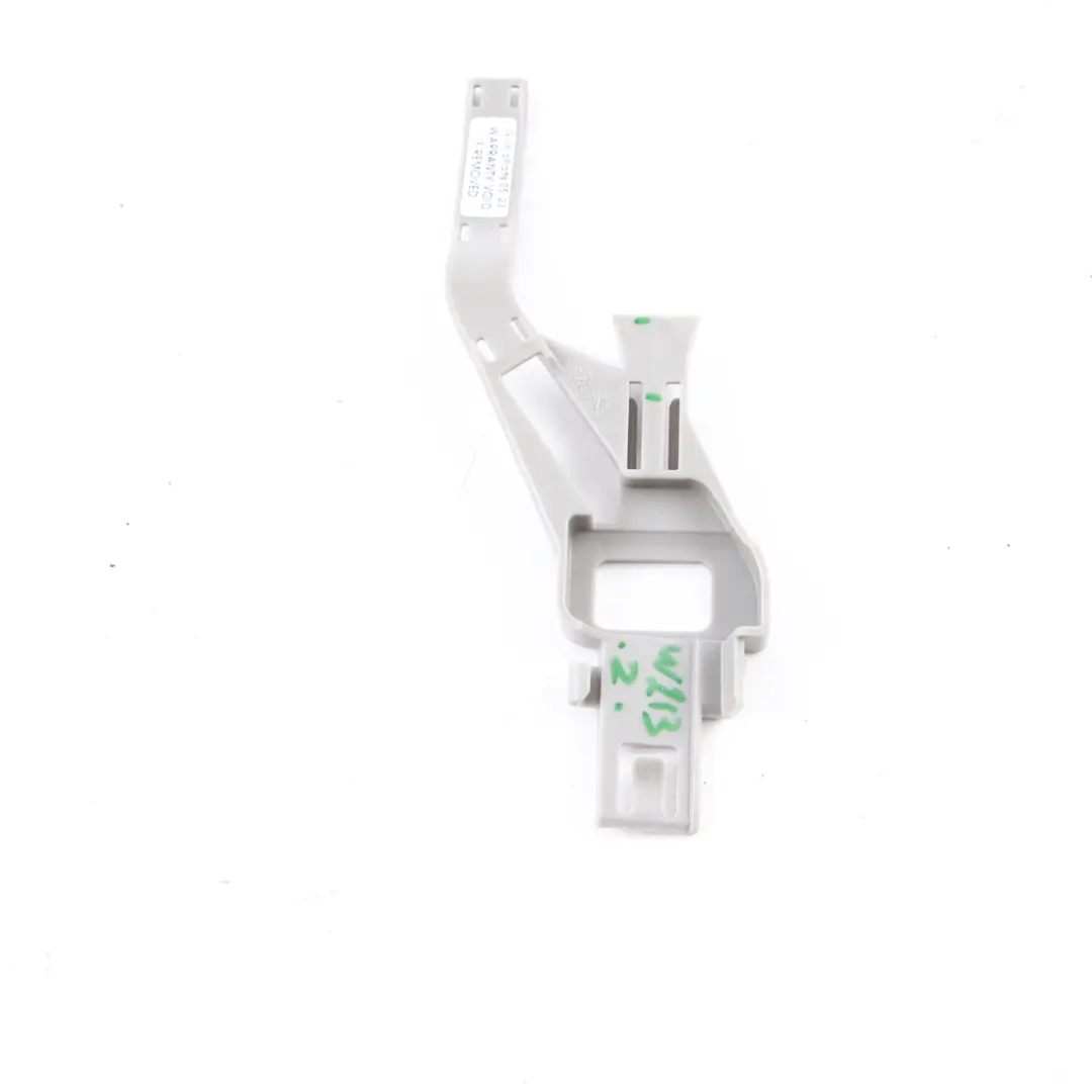 Wiring Loom Connector Mercedes W213 Dashboard Dash Cable Plug to with Part number A2135464500 Wiring Loom Connector Mercedes W213 Dashboard Dash Cable Plug - SKU A2135464500 - Part number A2135464500