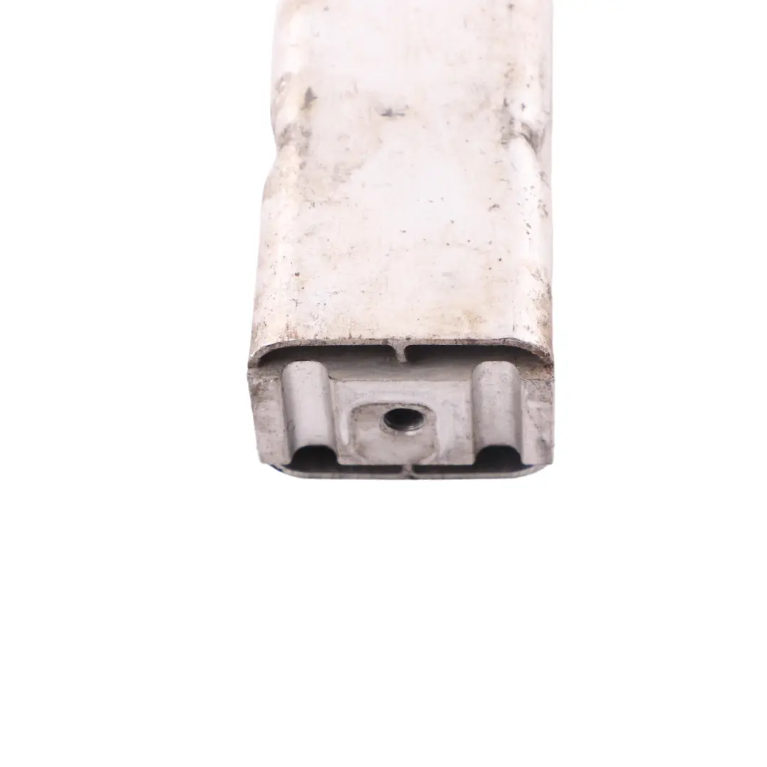 Mercedes W205 C213 Support de Radiateur Sous-châssis Inférieur Avant - SKU A2136200400 - Numéro de pièce A2136200400