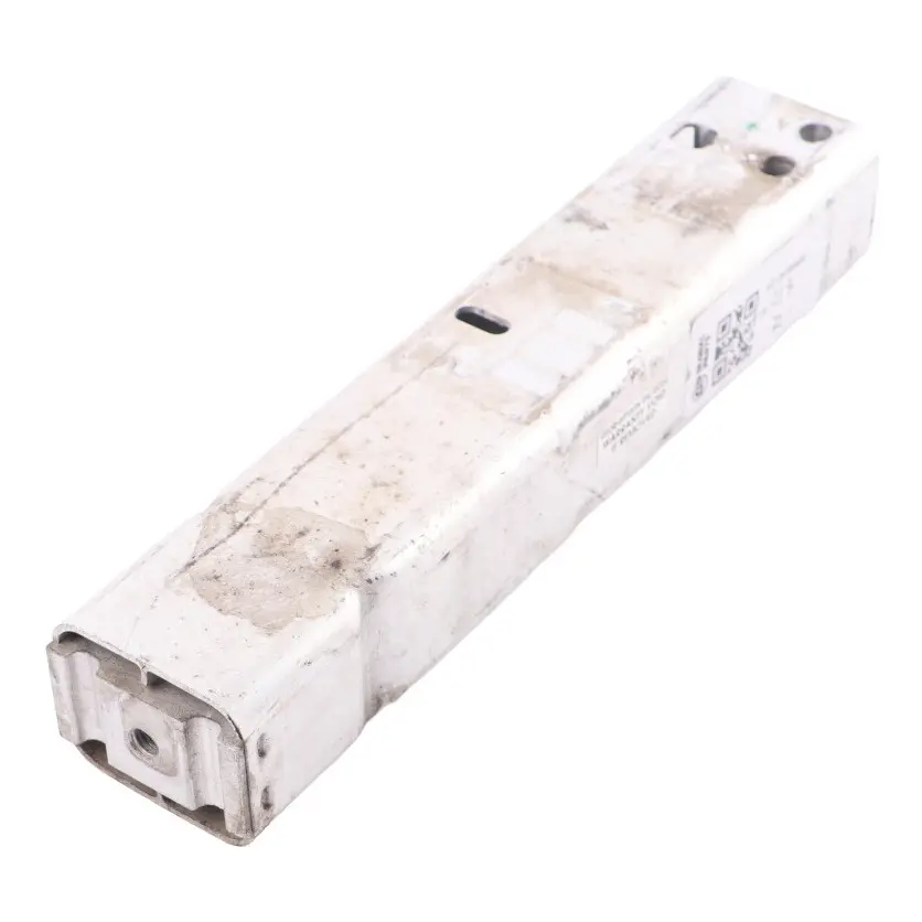 C213 Supporto Radiatore Staffa Sottotelaio Anteriore Inferiore per Mercedes W205 con numero di parte A2136200400 Mercedes W205 C213 Supporto Radiatore Staffa Sottotelaio Anteriore Inferiore - SKU A2136200400 - Numero di parte A2136200400