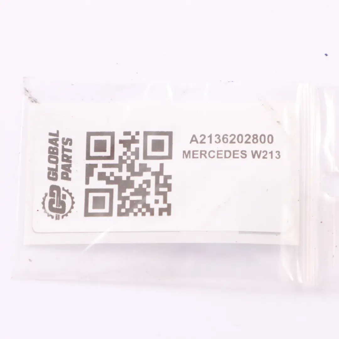 Uchwyt Wspornik Pasa Przedniego Lewy do Mercedes W213 o numerze A2136202800 Mercedes W213 Uchwyt Wspornik Pasa Przedniego Lewy - SKU A2136202800 - Numer Części A2136202800