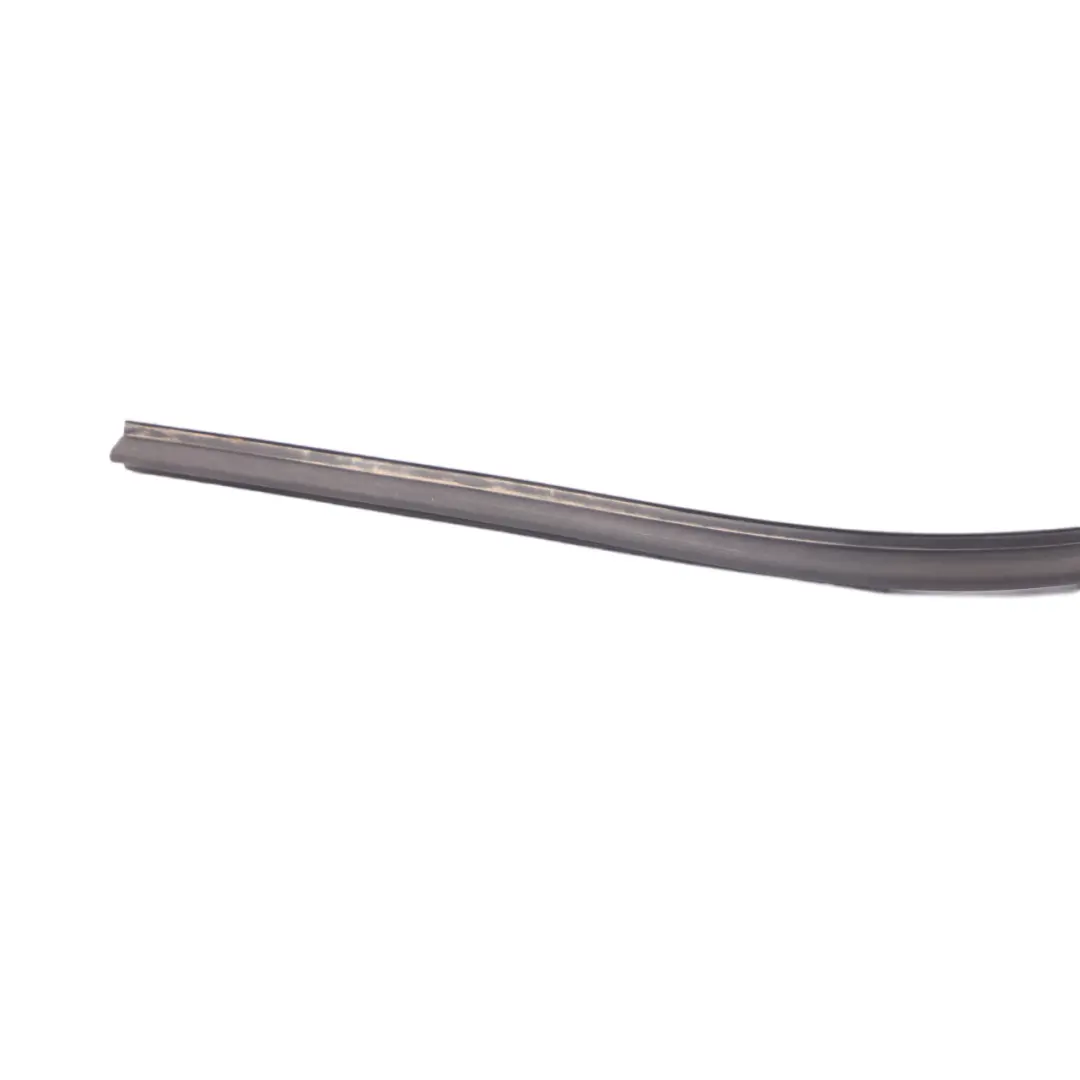 Mercedes W213 C238 Griglia Radiatore Anteriore Modanatura Guarnizione - SKU A2136280900 - Numero di parte A2136280900